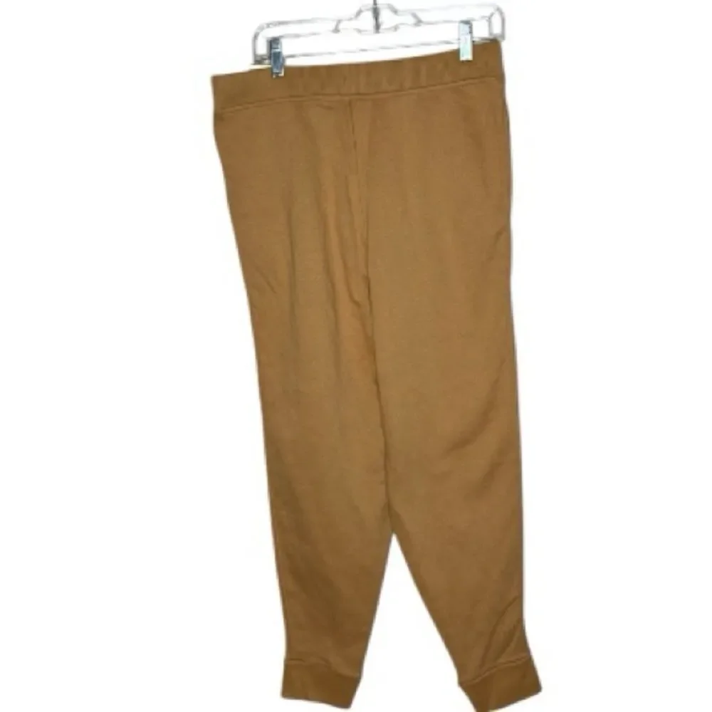 Champion Men’s Jogger Sweatpants. Size Medium. NWT.